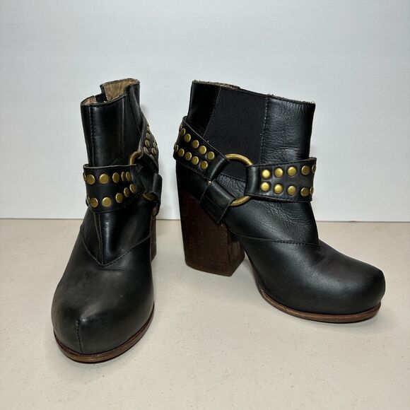 Jeffrey Campbell X Solestruck Studded Harness Block Heel Boots Black Women's 6M - Picture 1 of 13